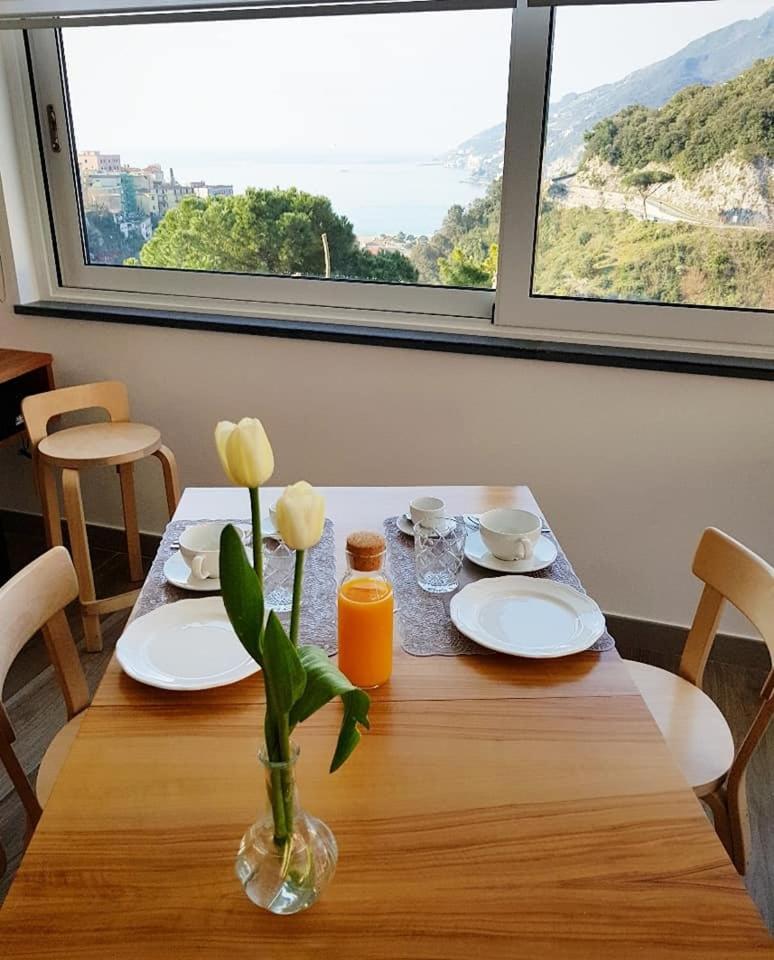 Vietri Ambrosea Amalfi Coast B&B מראה חיצוני תמונה